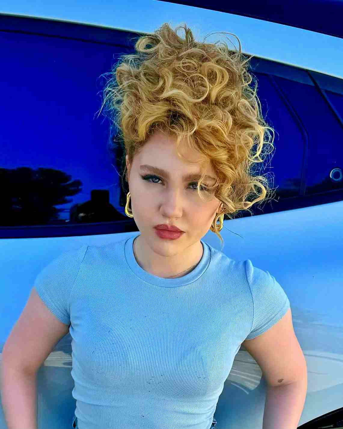 Ella Anderson - Age, Bio, Career, Boyfriend & Relationships