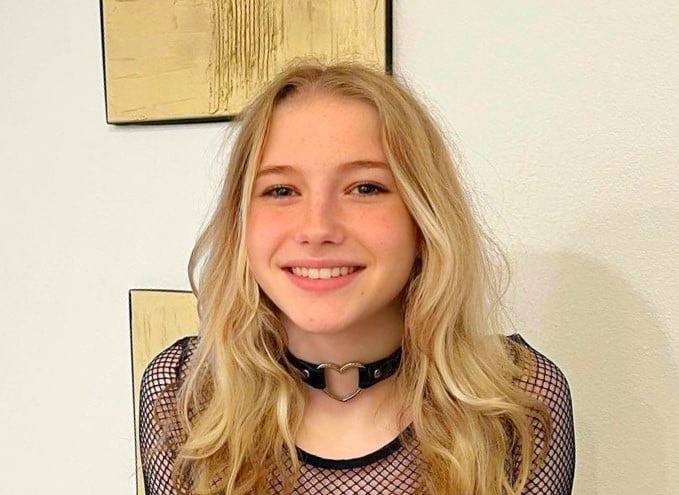 Zoe Moore