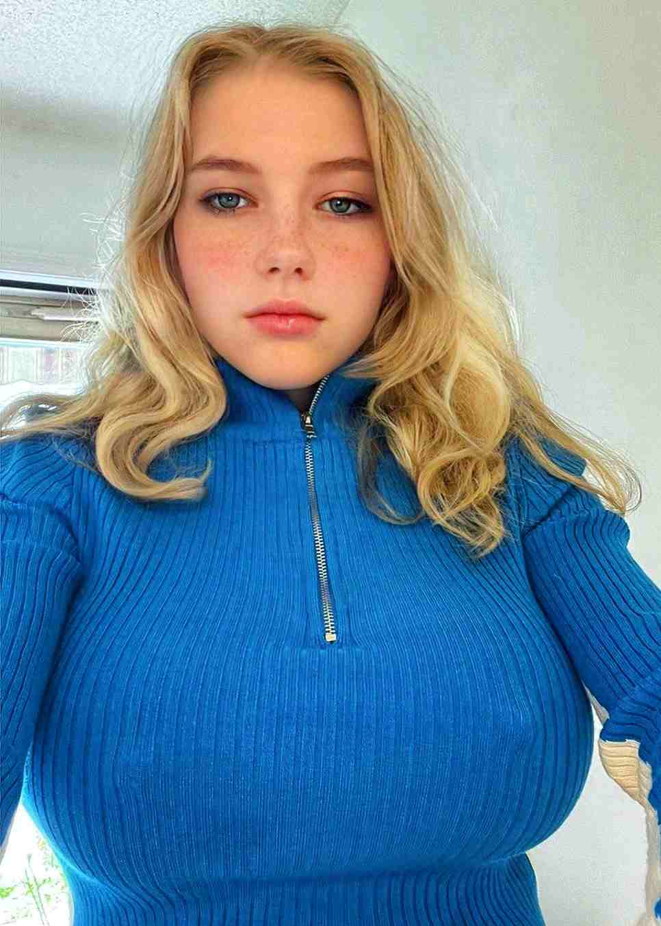 Zoe Moore